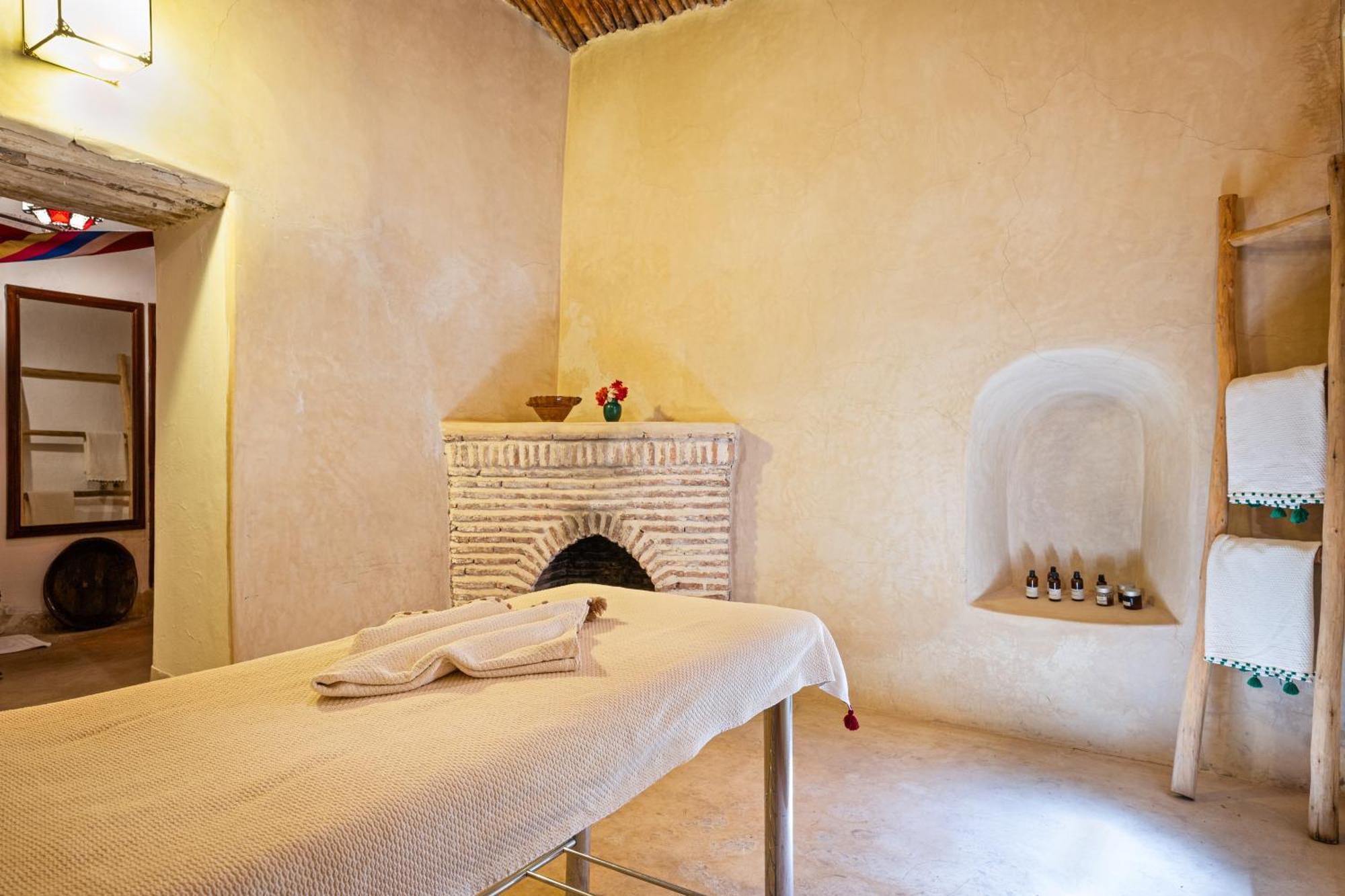 Tigmi Bed and Breakfast Oumnas Buitenkant foto